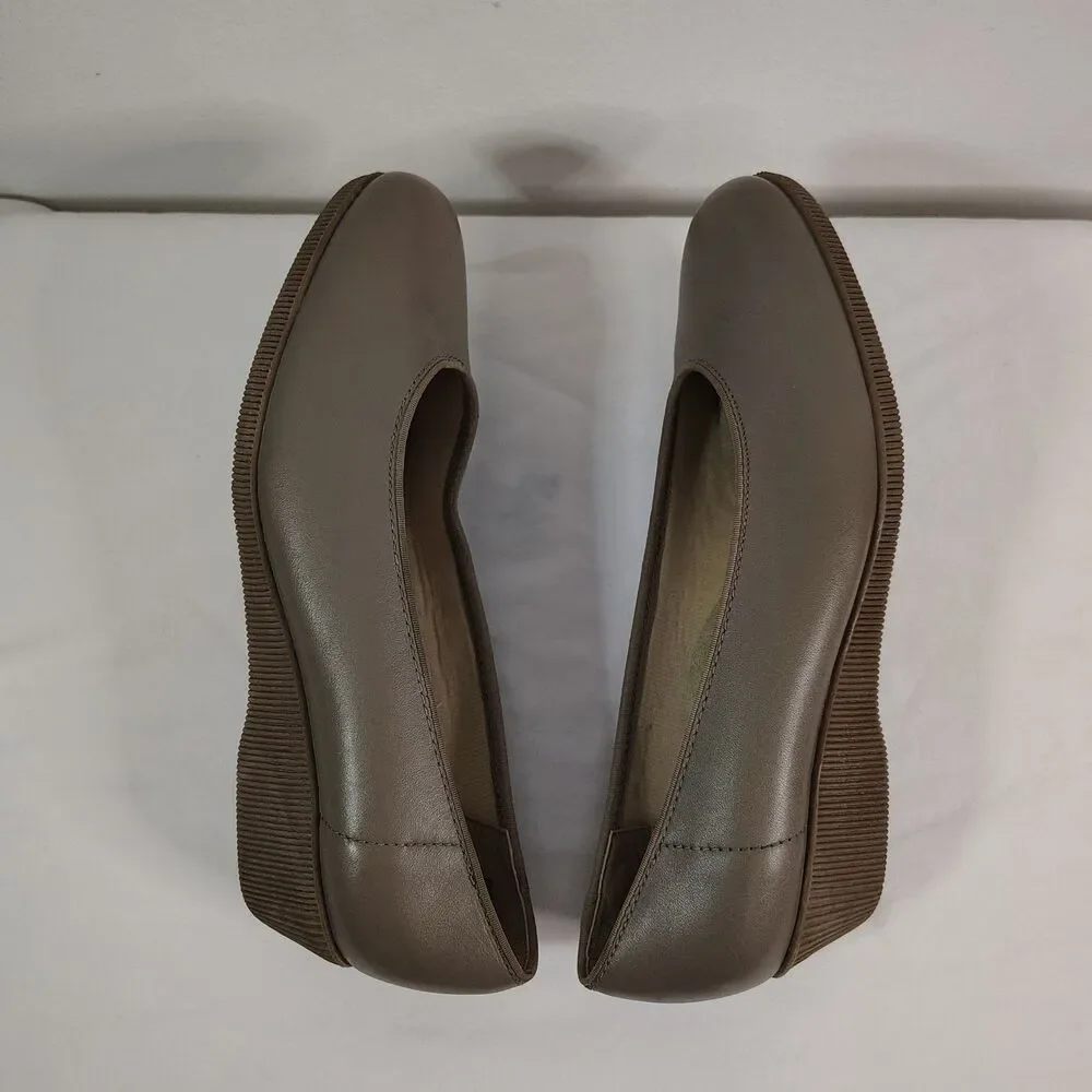 Softspots Taupe Leather Wedge Comfort Shoes Womens 8.5WW Slip On Casual